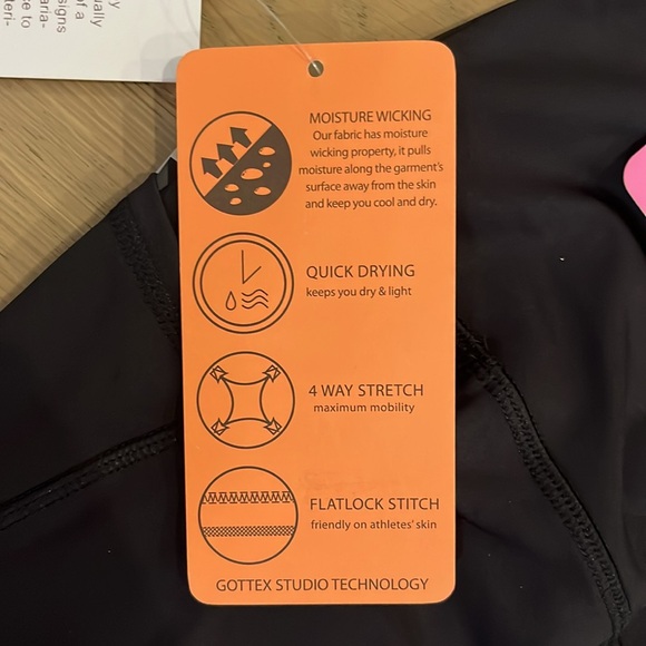 BNWT Gottex Capri Length Leggings XS - Picture 7 of 10